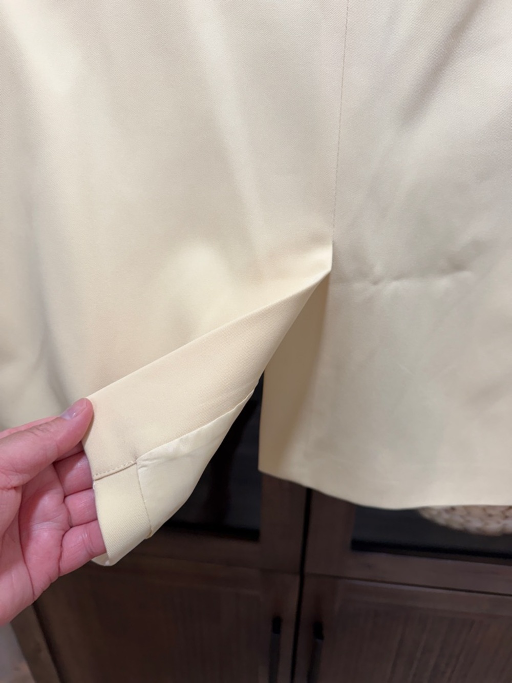 Crescent Cream Sleeveless Blazer Vest - Picture 5 of 6